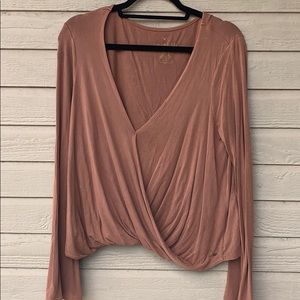 American Eagle Flowy Top